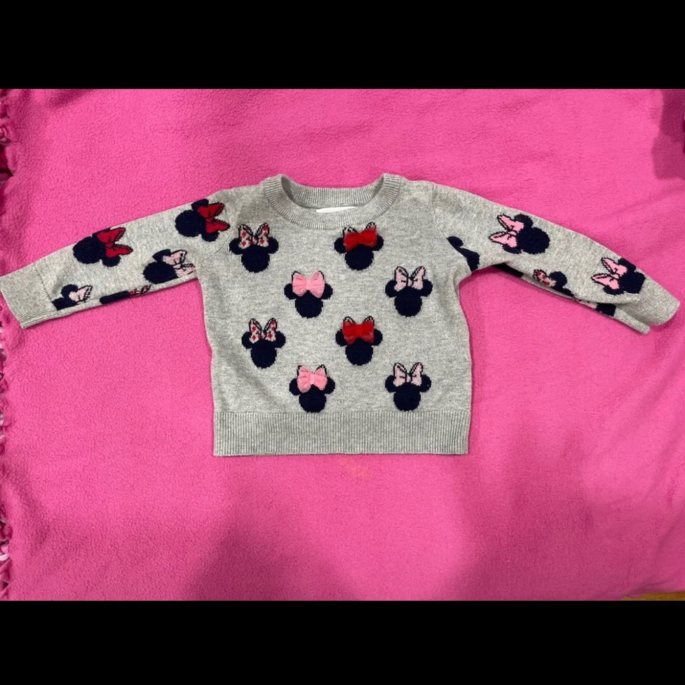 Minie Mouse sweater